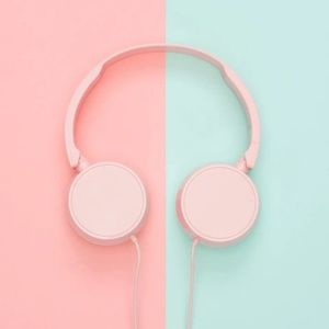 Meet your Posher, Dee